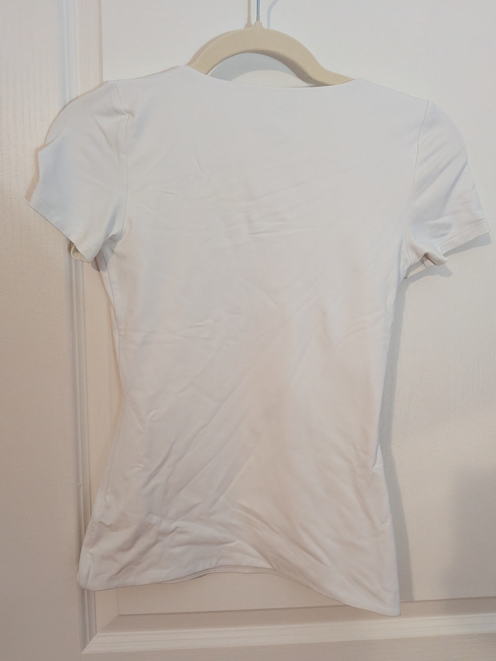 Contour V-Neck Hip T-Shirt Bright White small - Picture 5 of 5